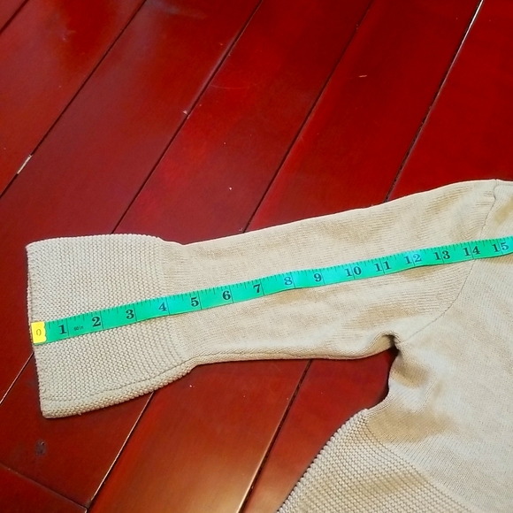 H&M Knitted Cream Color Vintage Cardigan with Lantern 3/4 Sleeves - Picture 9 of 9